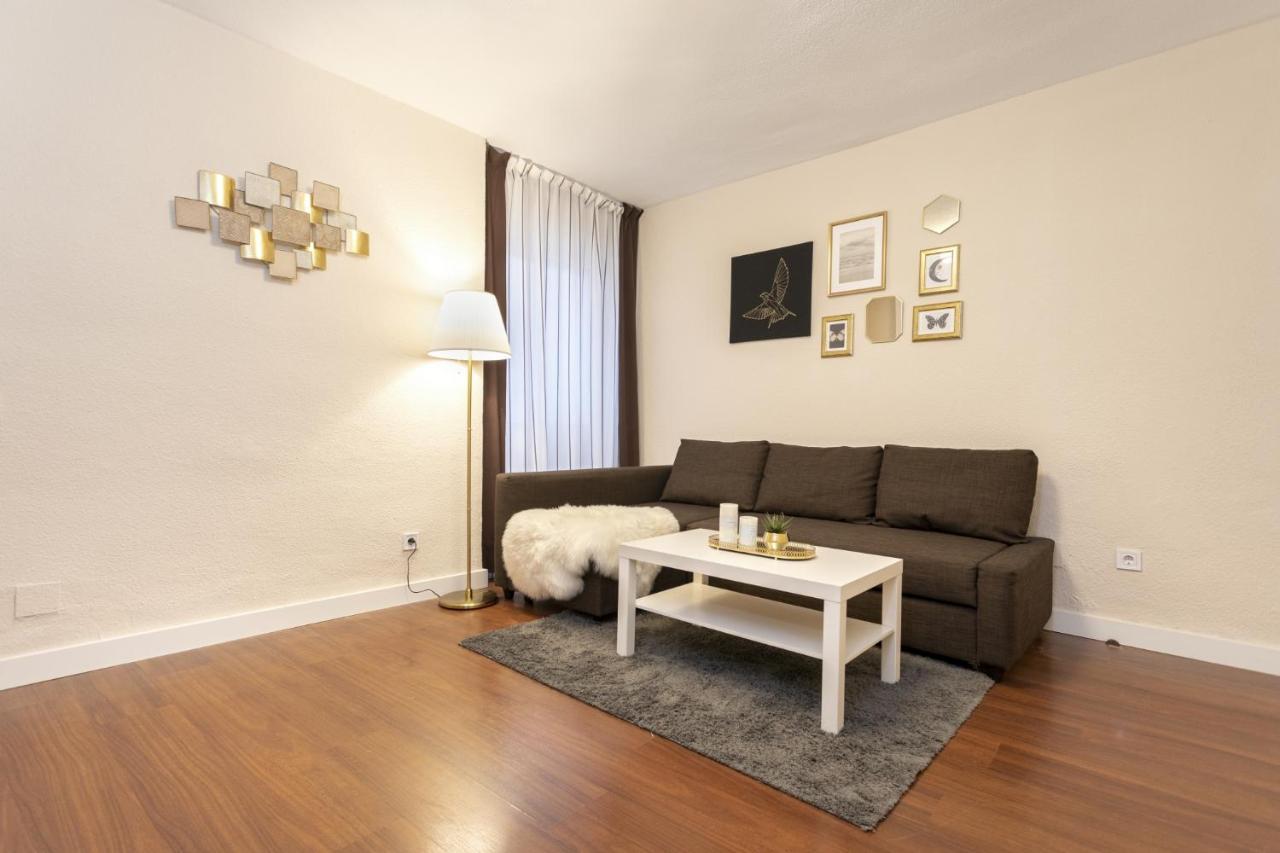Exclusive Apartments Street Beatas Малага Экстерьер фото